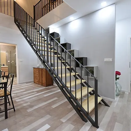 Tivoli Park Apartment